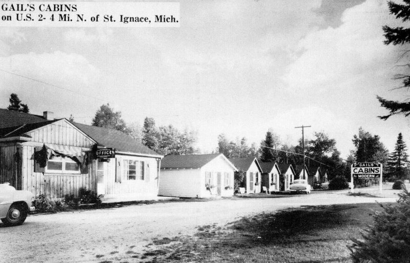 Gails Cabins - Vintage Postcard